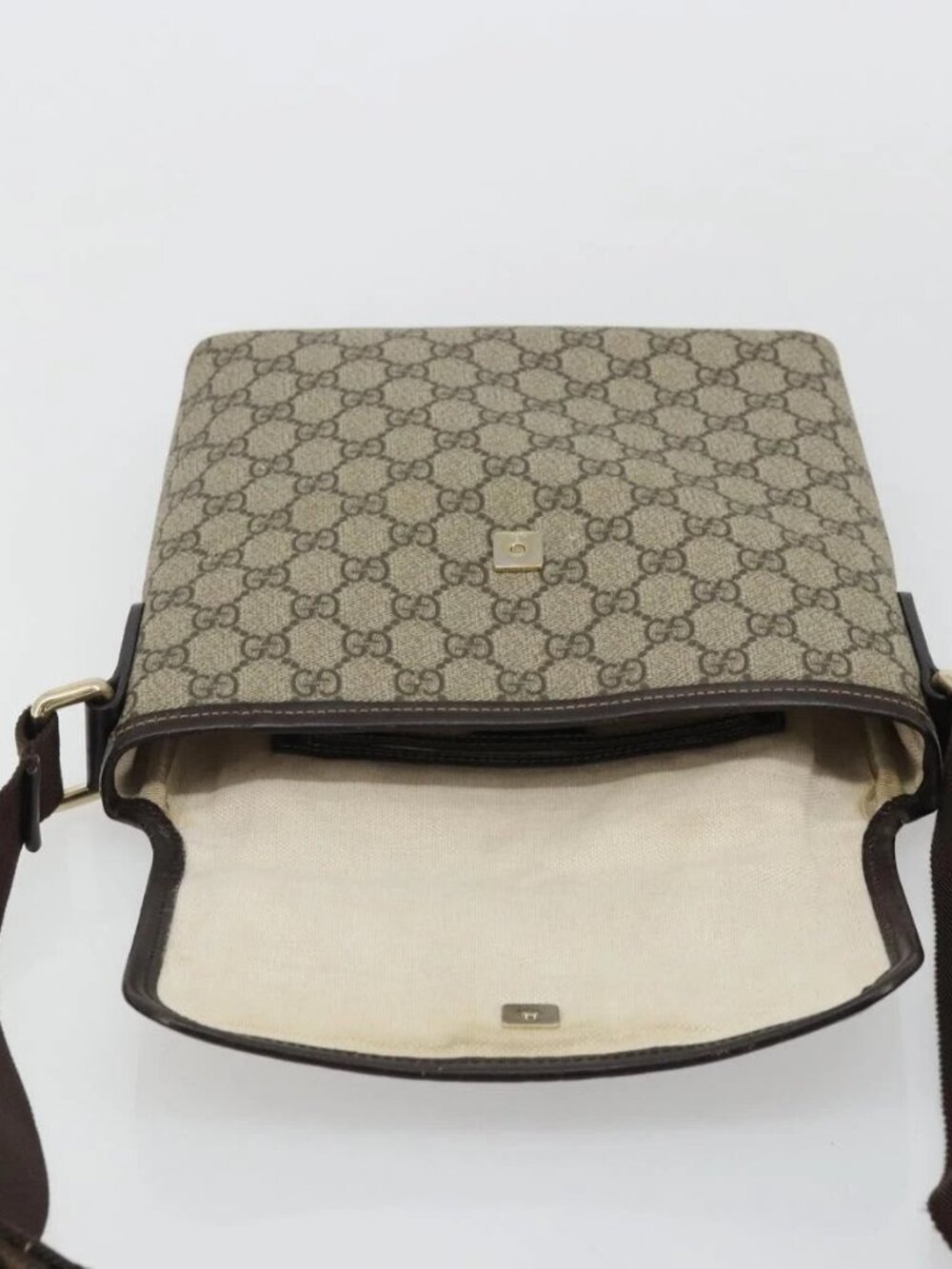 GUCCI GG Supreme Shoulder Bag PVC Beige Gold Auth 175441 - Picture 11 of 16